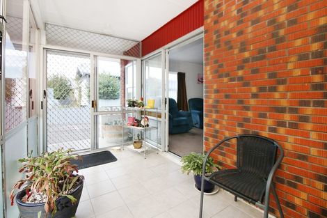 Photo of property in 24 Chelwood Street, Takaro, Palmerston North, 4412