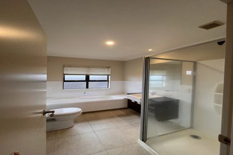 Photo of property in 8 Terrasini Drive, Flat Bush, Auckland, 2019