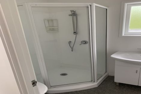 Photo of property in 6a Channel View Road, Campbells Bay, Auckland, 0630