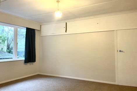 Photo of property in 136 Wyndham Road, Pinehaven, Upper Hutt, 5019