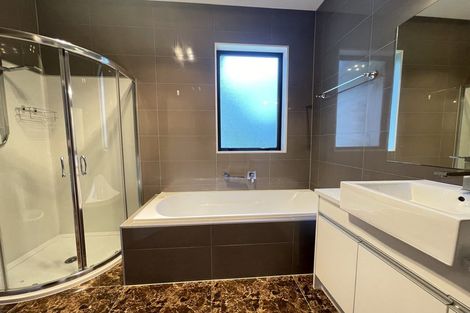 Photo of property in 96 Tiriwa Drive, Massey, Auckland, 0614