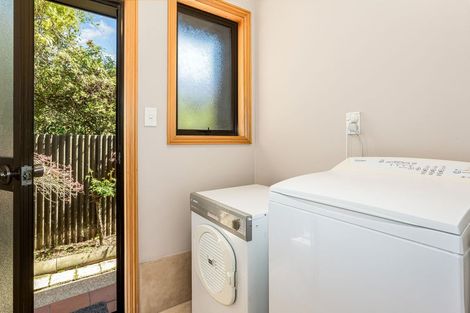 Photo of property in 2/54 Queens Grove, Hutt Central, Lower Hutt, 5010