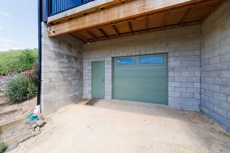 Photo of property in 121 Cashmere Drive, Fitzherbert, Palmerston North, 4410