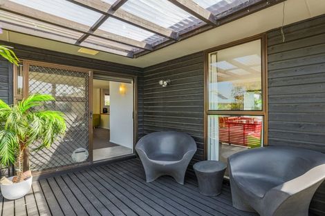 Photo of property in 12 Thurso Place, New Brighton, Christchurch, 8083