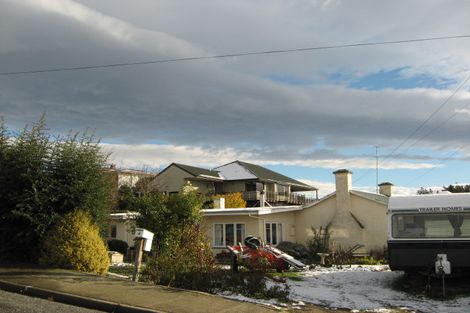 Photo of property in 4 Athenry Road, Bridge Hill, Alexandra, 9320