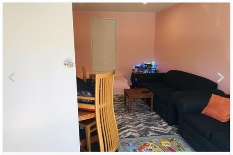 Photo of property in 6/3 Koromiko Street, New Lynn, Auckland, 0600