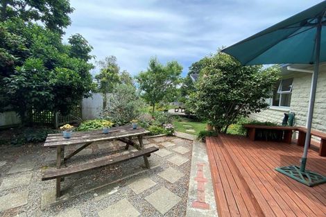 Photo of property in 2 Sunbelt Crescent, Takaka, 7110