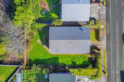 Photo of property in 11 Cumberland Street, Merrilands, New Plymouth, 4312