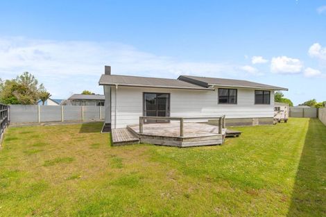 Photo of property in 21 Kowhai Street, Tokomaru, Palmerston North, 4474