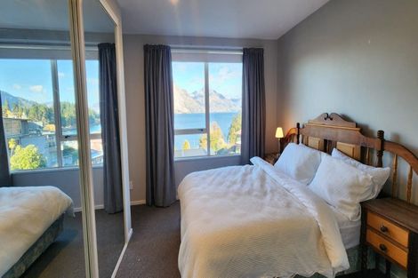 Photo of property in 4/6 Suburb Street, Queenstown, 9300