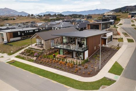 Photo of property in 48 Farrant Drive, Wanaka, 9305