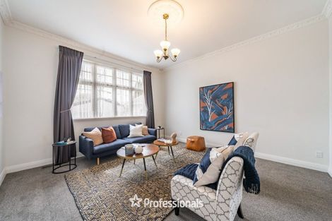 Photo of property in 140 Knights Road, Hutt Central, Lower Hutt, 5010