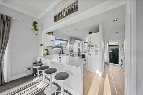 Photo of property in 18 Graham Road, Conifer Grove, Takanini, 2112