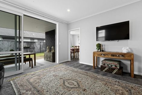 Photo of property in 134 The Boulevard, Papamoa Beach, Papamoa, 3118