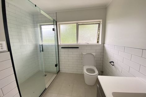 Photo of property in 1/36 Sandiacre Way, Browns Bay, Auckland, 0630