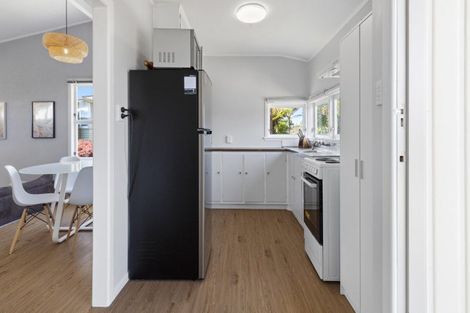 Photo of property in 182 Queen Street, Pukekohe, 2120