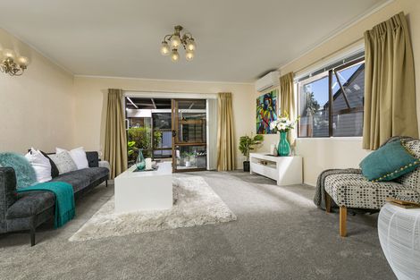 Photo of property in 37 Pine Road, Orewa, 0931