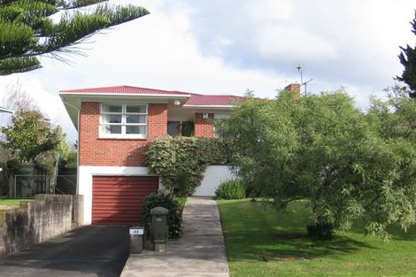Photo of property in 23 Noall Street, Te Atatu Peninsula, Auckland, 0610