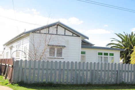 Photo of property in 30 Cuba Street, Marton, 4710