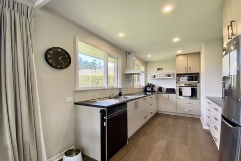 Photo of property in 32 Marshs Road, Templeton, Christchurch, 8042