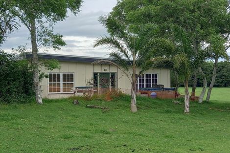 Photo of property in 750 Kaiwaka-mangawhai Road, Hakaru, Wellsford, 0975