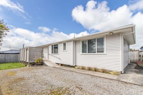 Photo of property in 5a Maire Street, Inglewood, 4330