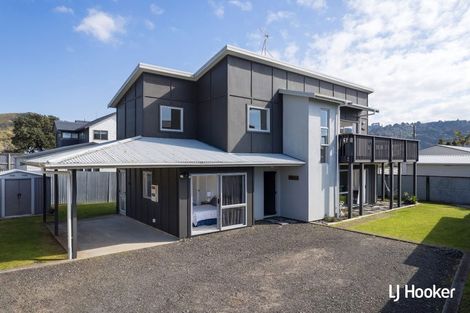 Photo of property in 4b Dillon Street, Waihi Beach, 3611