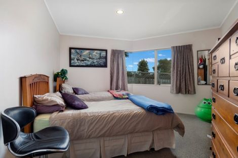 Photo of property in 14 Cloverlea Walk, Welcome Bay, Tauranga, 3112