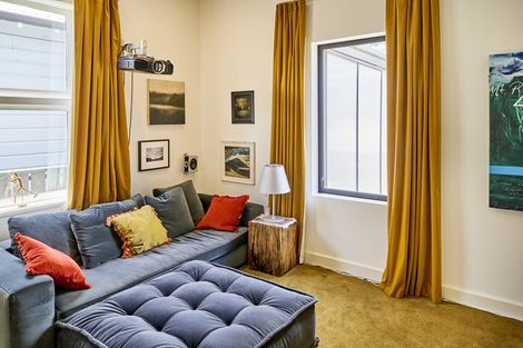 Photo of property in 8 Mcfarlane Street, Mount Victoria, Wellington, 6011