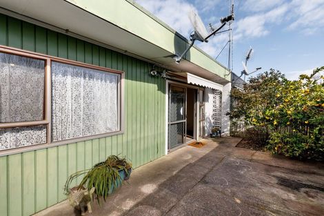 Photo of property in 2/875 Heaphy Terrace, Claudelands, Hamilton, 3214