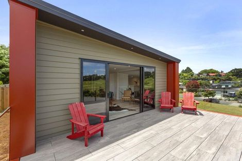 Photo of property in 14 Robertson Street, Raglan, 3225