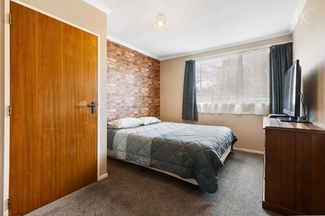 Photo of property in 3 Coleraine Street, Cromwell, 9310