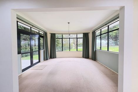 Photo of property in 30 Royal View Road, Te Atatu South, Auckland, 0610