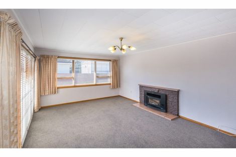 Photo of property in 32 Bournemouth Crescent, Aranui, Christchurch, 8061