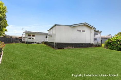 Photo of property in 4 Gordon Paul Place, Tuakau, 2121