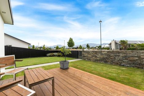 Photo of property in 15 Wabler Lane, Albert Town, Wanaka, 9305