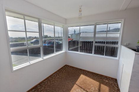 Photo of property in 100 Domett Esplanade, Cobden, Greymouth, 7802