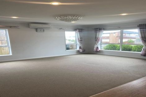 Photo of property in 67 Rosewell Crescent, Flat Bush, Auckland, 2019