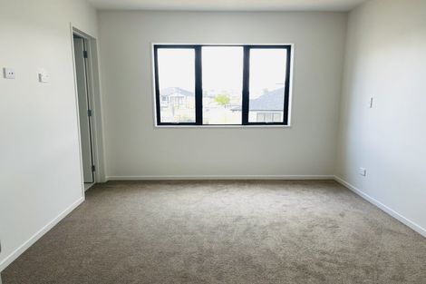 Photo of property in 42 Auranga Drive, Karaka, Papakura, 2113