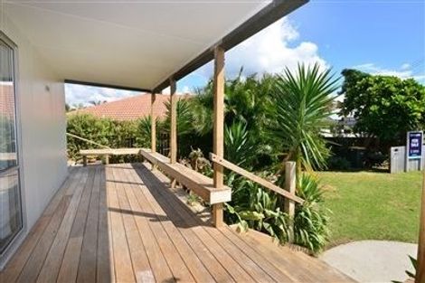 Photo of property in 14a Ross Crescent, Orewa, 0931