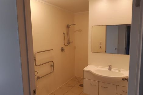 Photo of property in 328 Devon Street West, New Plymouth, 4310