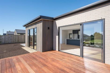 Photo of property in 38 Greenway Crescent, Hope, Richmond, 7020