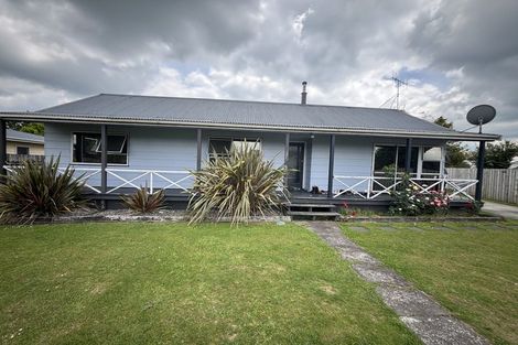 Photo of property in 5 Wairoa Place, Tokoroa, 3420