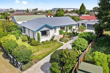 Photo of property in 17 Kinross Street, Hei Hei, Christchurch, 8042