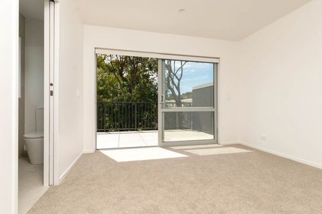 Photo of property in 1/39 Archers Road, Hillcrest, Auckland, 0629