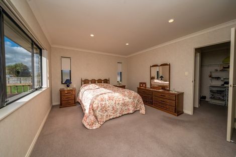 Photo of property in 18 Harris Place, Ngatea, 3503