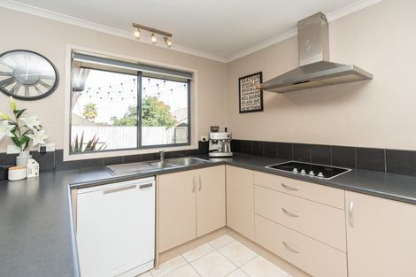 Photo of property in 25 Thomas Road, Huntington, Hamilton, 3210