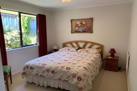 Photo of property in 42 Savoy Road, Orewa, 0931