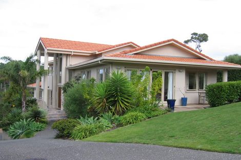 Photo of property in 19 Asbury Crescent, Campbells Bay, Auckland, 0630