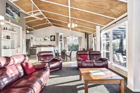 Photo of property in 18a Wade Place, Welcome Bay, Tauranga, 3175